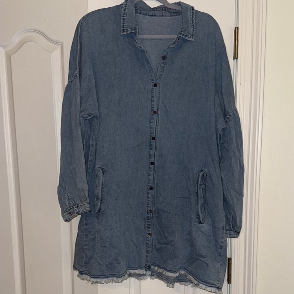 Casual Denim Button-Up Dress with Pockets